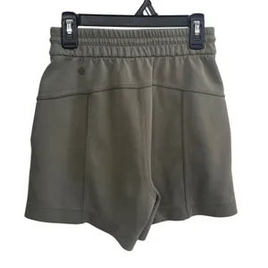 Lululemon Softstreme High-Rise Short Women 0 Green Athleisure Pockets Drawstring thumbnail 5