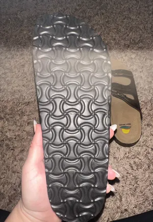 Brown thumbnail 5