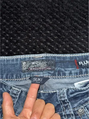 Silver Jeans Co Women’s Suki Mid Rise Bootcut Jeans Blue Dark Wash Size 28 thumbnail 3