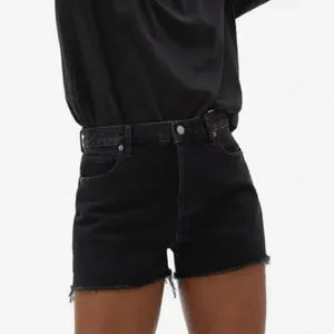 Everlane Cheeky Shorts in Washed Black thumbnail 3