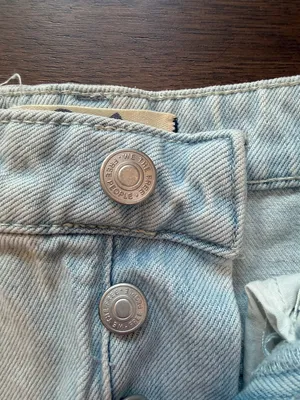 We The Free Free People Going Rogue Frayed Denim Skirt Size 26 - C33-006 thumbnail 4