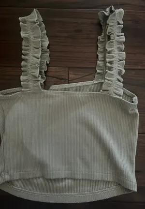 Aritzia Top thumbnail 2