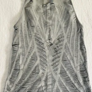 ALO Yoga Gray Cutout Tank Top thumbnail 3
