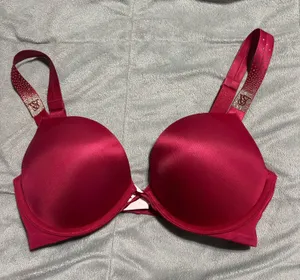 Victoria's Secret Bra thumbnail 1