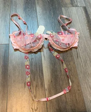NWT For Love And Lemons Greenhouse Garden Underwire Bra thumbnail 2
