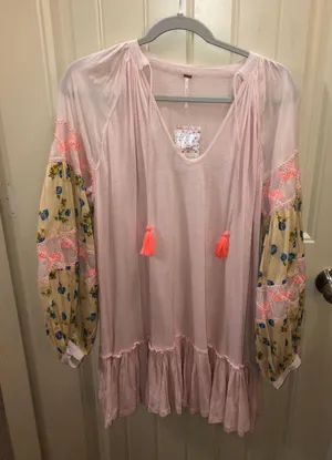 Dress thumbnail 1