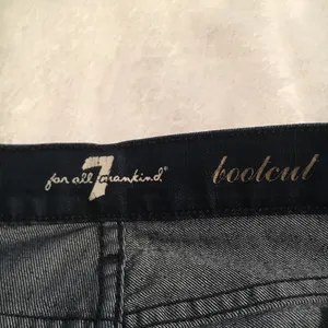 Women’s Jeans thumbnail 3