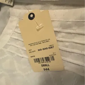 St.‎ John’s Bay White Shirt with Button Detail NWT size small thumbnail 3