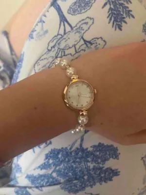Brand New Gold pearl watch with white face and Roman numerals thumbnail 5
