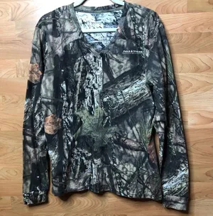 Field & Stream XL L/S Camouflage V-Neck Top thumbnail 1