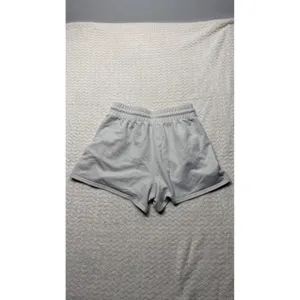 Alo Yoga Womens Heather Grey Accolade Sweat Shorts Size S W5813R thumbnail 3