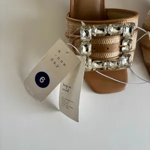 A New Day Kathleen Raffia Glam Buckle Block Heel Slide Sandals Womens Size 6 NEW thumbnail 3