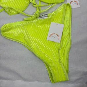 NWT Dippin' Daisy's Neon Ribbed Velvet Bikini Set Size M thumbnail 4