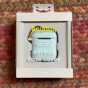 New In Box Hey Day Ear Bud Cover Case thumbnail 1
