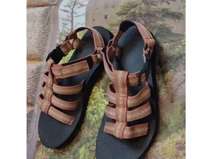 TEVA mauve sandals size 9.5? thumbnail 3