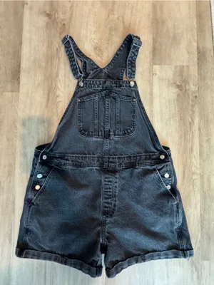 Old Navy Slouchy Straight Non-Stretch Black Jean Short Overalls XL thumbnail 2