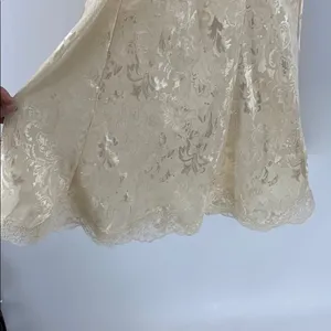 Vintage Gold Label Victoria’s Secret nightie lace accents cream sz M sexy thumbnail 2