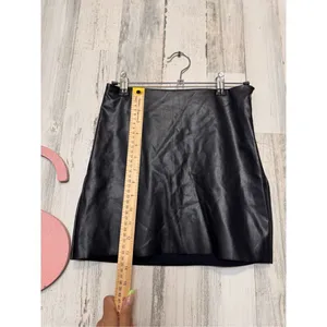 Forever 21 faux leather skirt size XS thumbnail 4