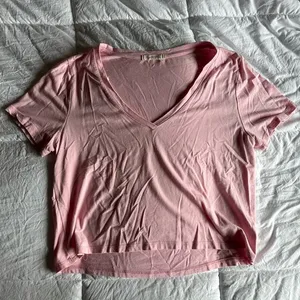 Crop Top thumbnail 1