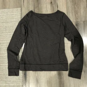 Victoria’s Secret Pink Love Pink Grey Fleece Long Sleeve Tee Shirt Top Small thumbnail 6