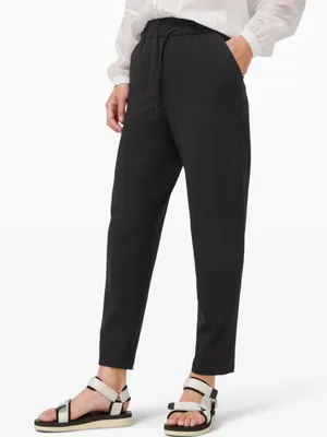 Lululemon Keep Moving 7/8 Pant Sz 8 thumbnail 1