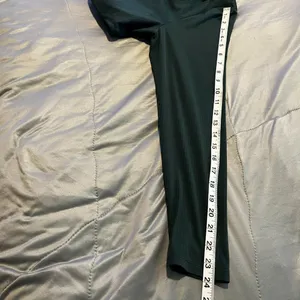 Women's XL Aerie OFFLINE Green LS Crop thumbnail 9