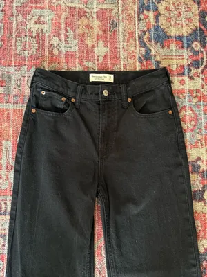 abercrombie & fitch high rise 90s relaxed jeans thumbnail 7