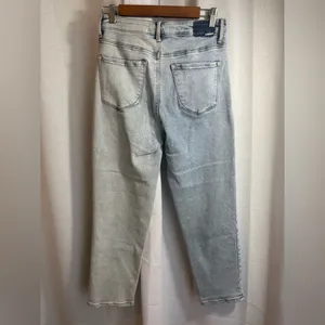 Risen High Rise Distresed Crop Straight‎ Denim Jeans Light Wash Size 7/28 0437 thumbnail 4
