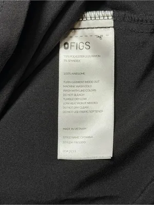 Figs Women’s Black Caterina Scrub Top thumbnail 4