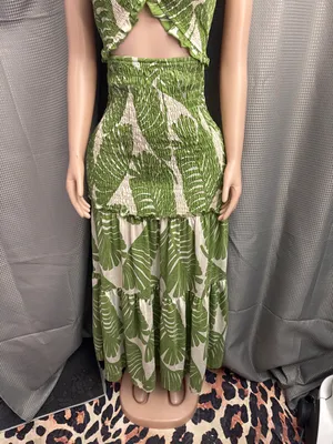 New size medium very stretchy dress it will fit a size large too thumbnail 2