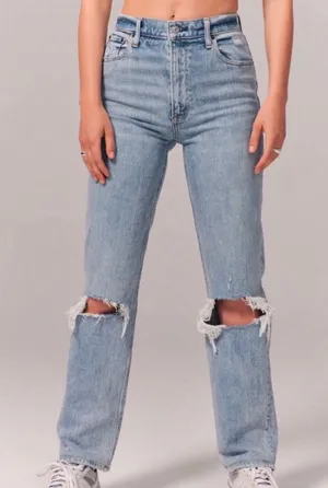 Abercrombie Classic High-Rise Distressed Women’s Jeans - Curve Love 0R / 25 thumbnail 1