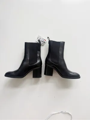NWT Zara Black Ankle Boots size 7.5 thumbnail 2