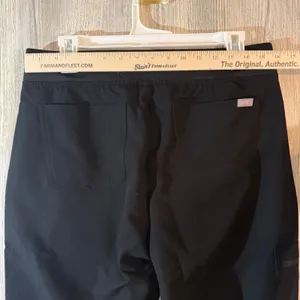 FIGS Zamora Jogger Scrub Pants Solid Black Medical Office Work Women's Size NWT thumbnail 8