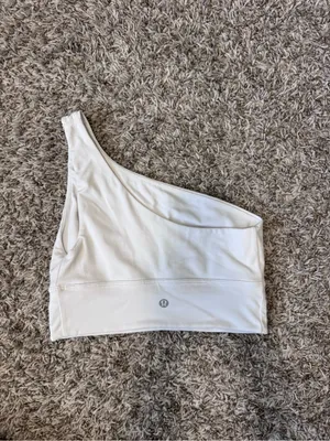 Lululemon Align Asymmetrical Bra *Light Support, A/B Cup
Bone 4 thumbnail 4