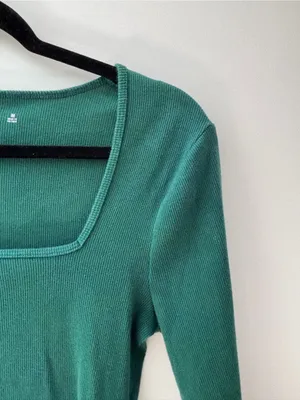 Abercrombie & Fitch Soft A&F Essentials Green Square Neck Long Sleeve Top Medium thumbnail 5