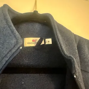 Vineyard Vines Navy Vest Size Medium thumbnail 2