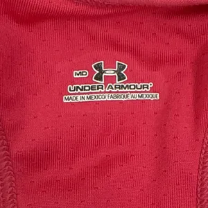 Under Armour HeatGear Built in Bra Athletic Pink Racer Tank Top Size Medium thumbnail 3