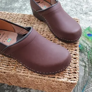 Björk Swedish Comfort Brown Leather Clogs‎ thumbnail 5