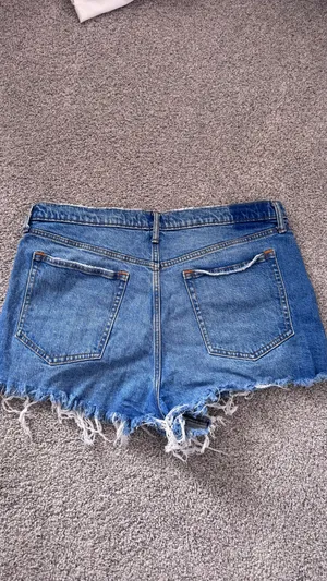 Abercrombie The Mom short high rise shorts thumbnail 3