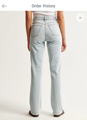 Abercrombie Mid Rise 90s Straight Jean thumbnail 2