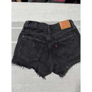Levis Premium 501 Original Shorts Black Distressed Cutoff‎ Button Fly Womens 27 thumbnail 2