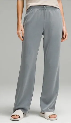 Lululemon Softstreme High-Rise Pant Regular in Belgian Blue Size 8 thumbnail 1