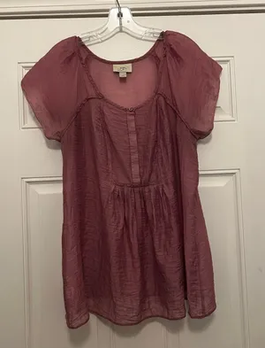 Loft Top thumbnail 1