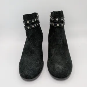 Koolaburra by UGG‎ Gordana Black Suede Studded Ankle Boots 1020132 Women's 9.5 thumbnail 3