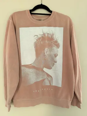 Pink top Size M thumbnail 1