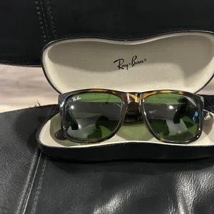 Ray-Ban Tortoise Frame Green Lens Sunglasses thumbnail 10