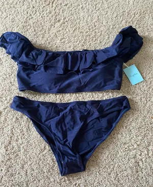 Bikini thumbnail 1