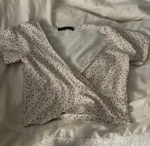 Brandy Melville Top thumbnail 1
