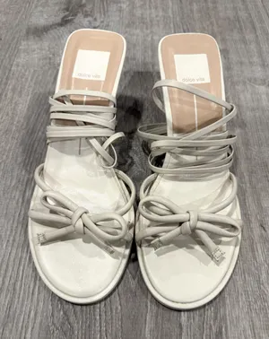 Dolce Vita Maison Ivory Leather Bow Bridal Wedding Heels Size 7.5 NEW thumbnail 1