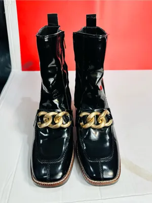 Steve Madden Black Patent Leather Ankle Boots with Gold Chain thumbnail 8